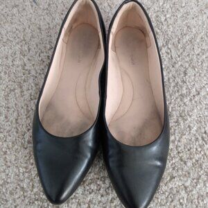 Easy Spirit Black Slip Ons